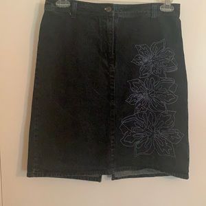 New York & Company, jean skirt size 8